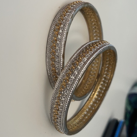 Sliver and Gold Bracelet - Picture 1 of 2